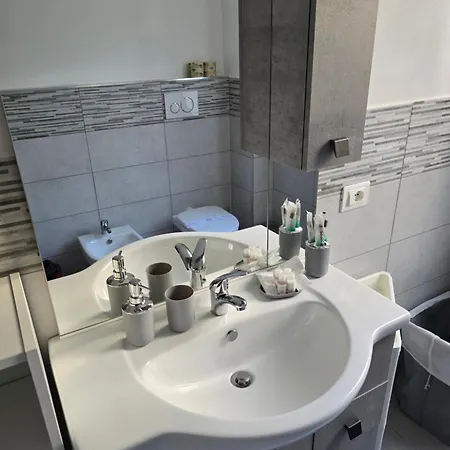 La Casa Di Nonna Mari Apartment Moneglia